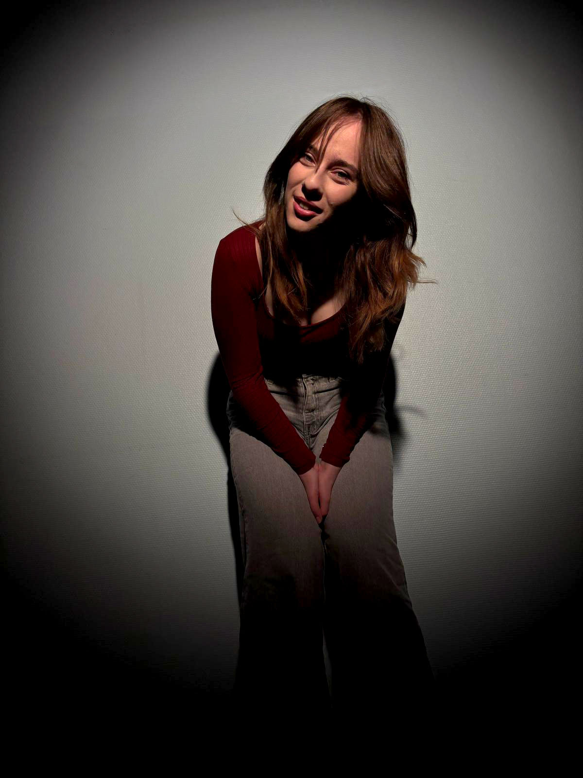 Alsalman-Alizee-portrait pied